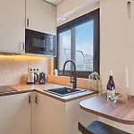 New Studio Eiffel Tower-Trocadero